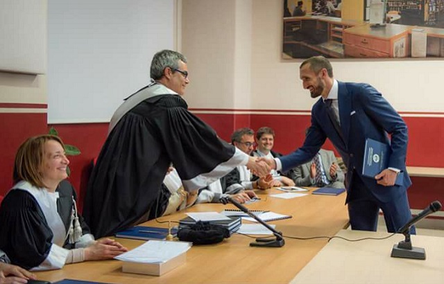 Chiellini proti "slovenskemu" Chievu že diplomant