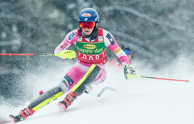 Shiffrinova nova lisička, naši z izidom kariere